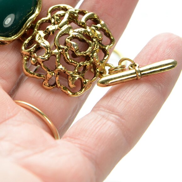 Kenneth Jay Lane KJL Resin Cabochon Toggle Bracelet - Picture 4 of 7